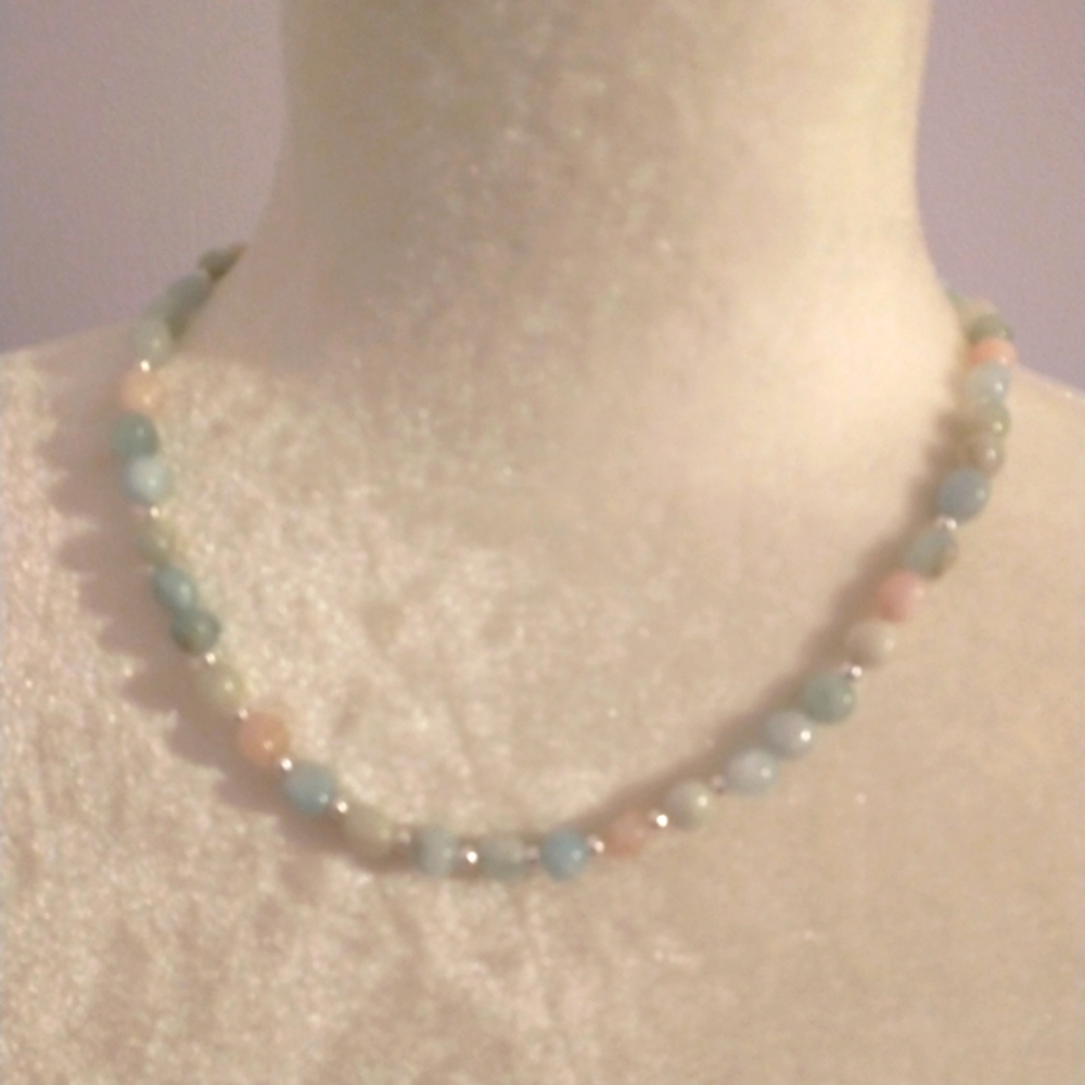 Neckace - Picture 4 of 16